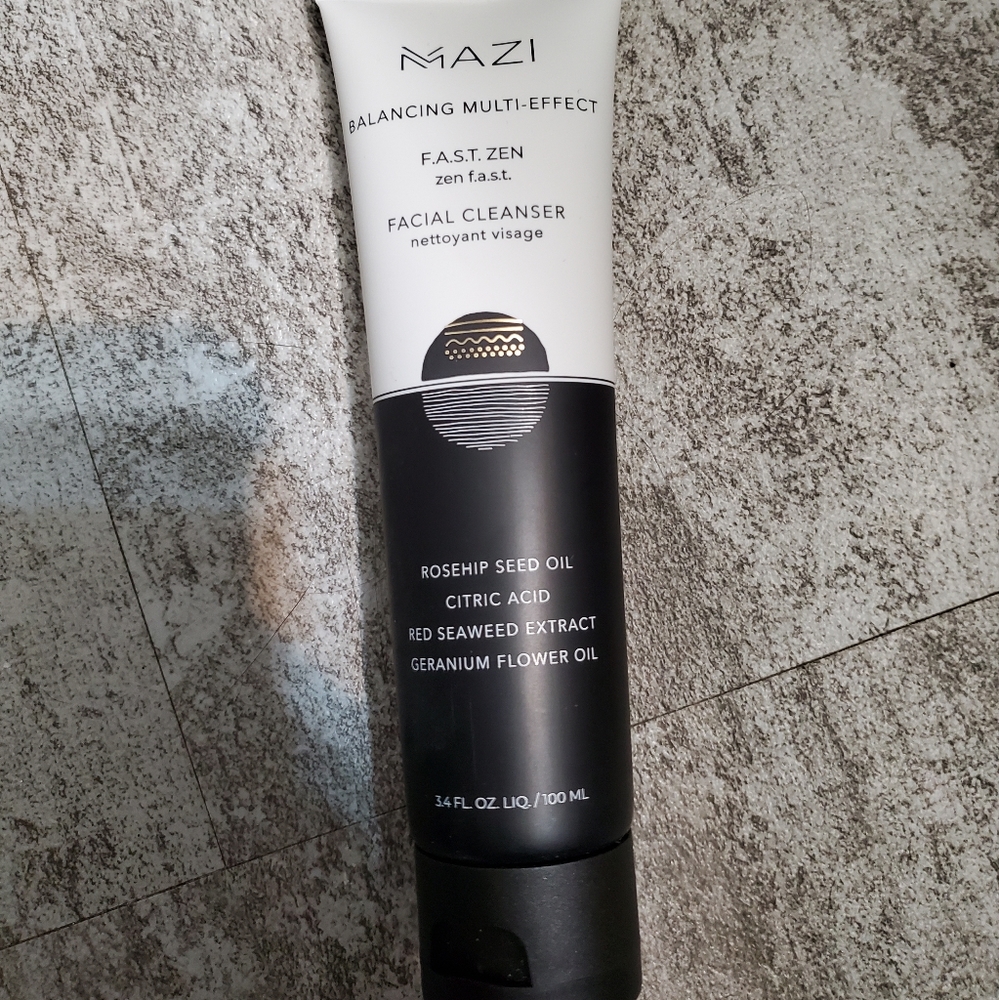 MAZI facial cleanser